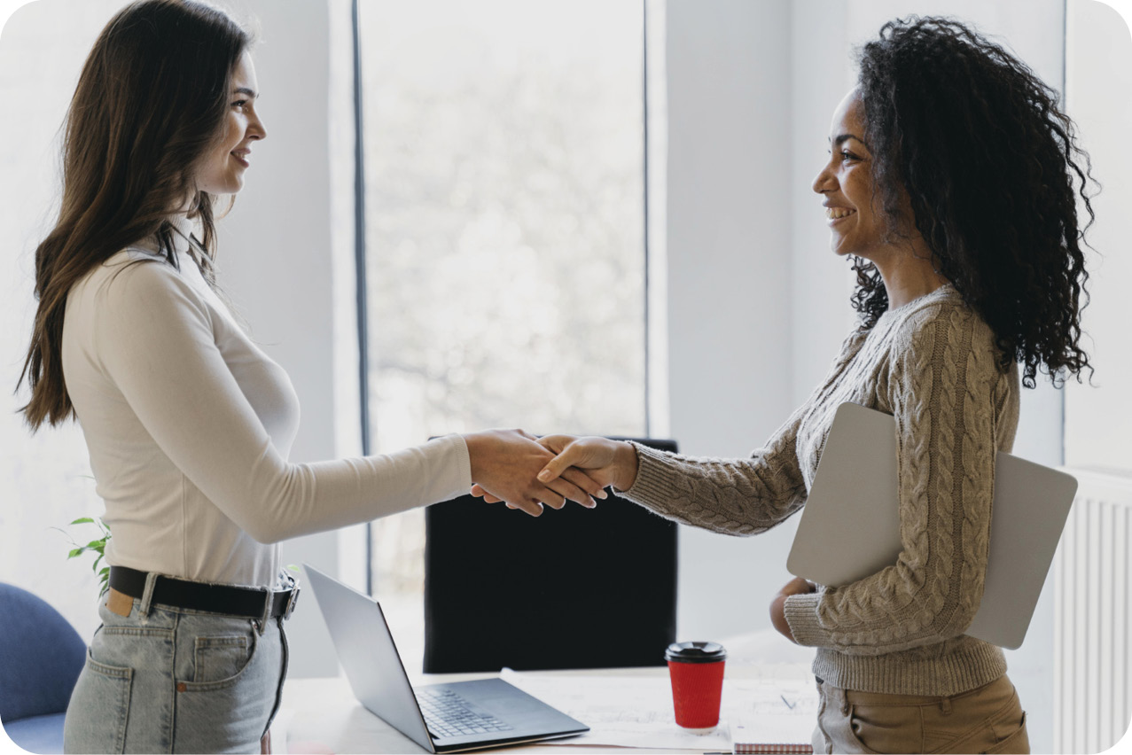 Mulher com faca na mão

Descrição gerada automaticamente com confiança baixa